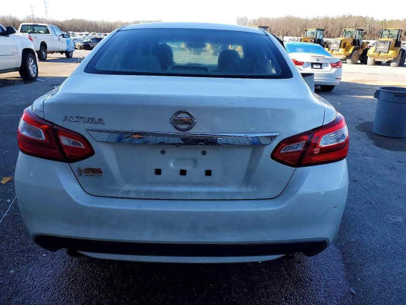 Photo 6 from auction – 2016 NISSAN ALTIMA 2.5 with VIN 1N4AL3AP4GC212715