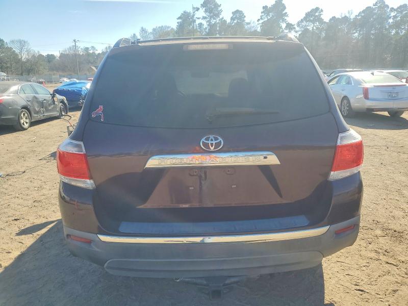 Photo 6 from auction – 2012 TOYOTA HIGHLANDER with VIN 5TDYK3EH0CS068524