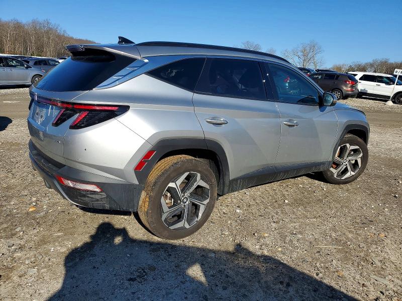 Photo 3 from auction – 2024 HYUNDAI TUCSON LIM with VIN 5NMJECDE8RH314330