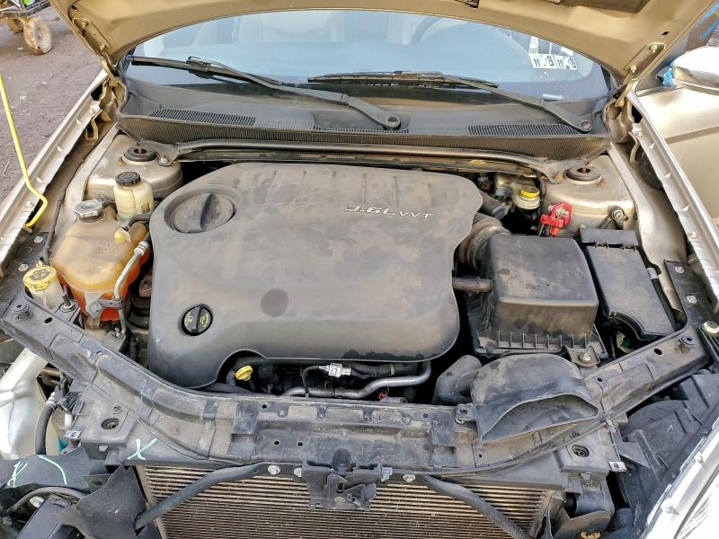 Photo 11 from auction – 2013 CHRYSLER 200 LIMITE with VIN 1C3CCBCG9DN598367