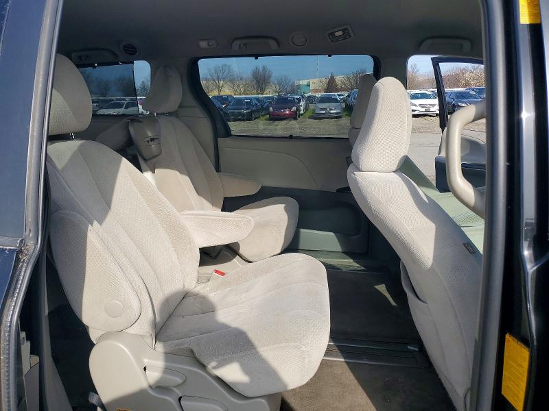 Photo 11 from auction – 2014 TOYOTA SIENNA LE with VIN 5TDKK3DC9ES509243