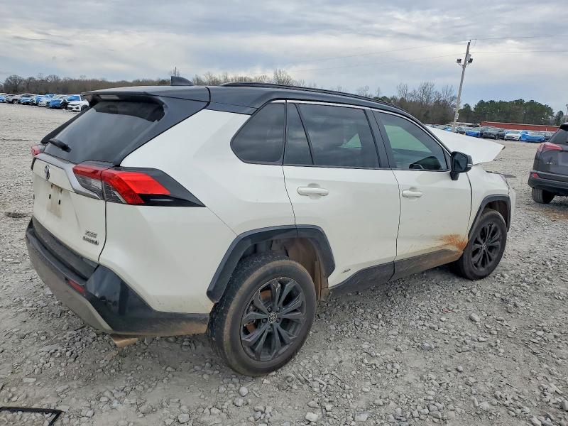 Photo 3 from auction – 2022 TOYOTA RAV4 XSE with VIN JTME6RFV8ND528154