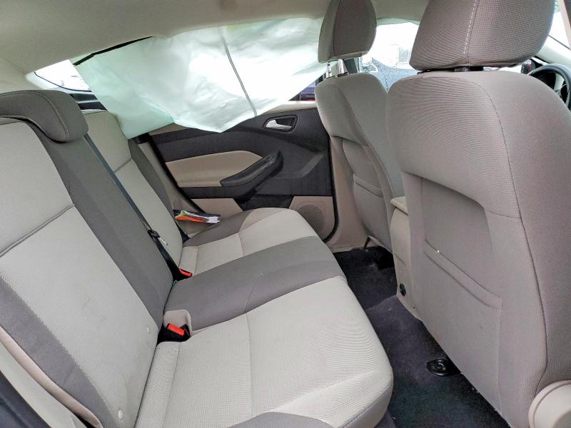 Photo 11 from auction – 2014 FORD FOCUS SE with VIN 1FADP3K20EL270158