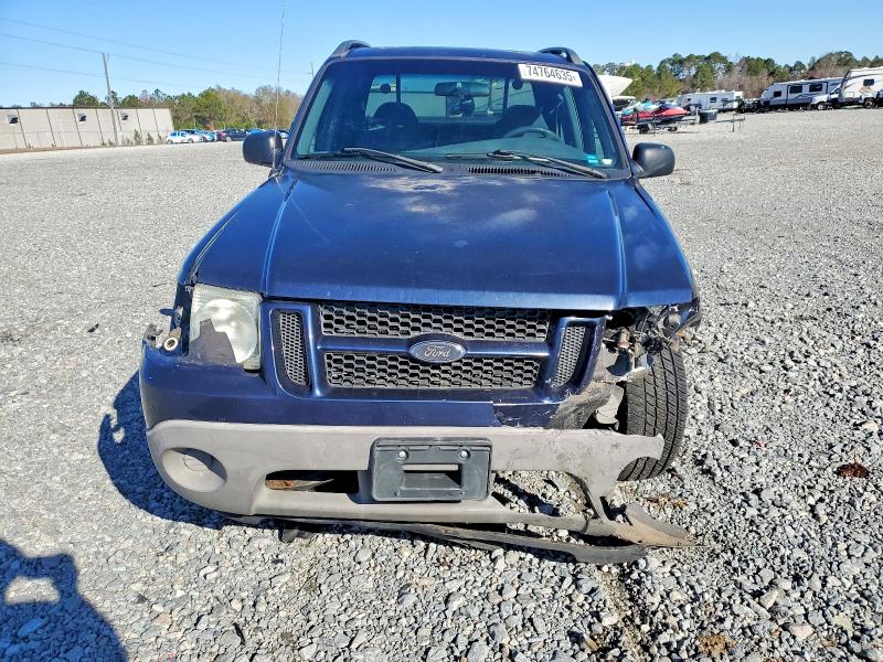 Photo 5 from auction – 2002 FORD EXPLORER S with VIN 1FMZU67E82UC61612