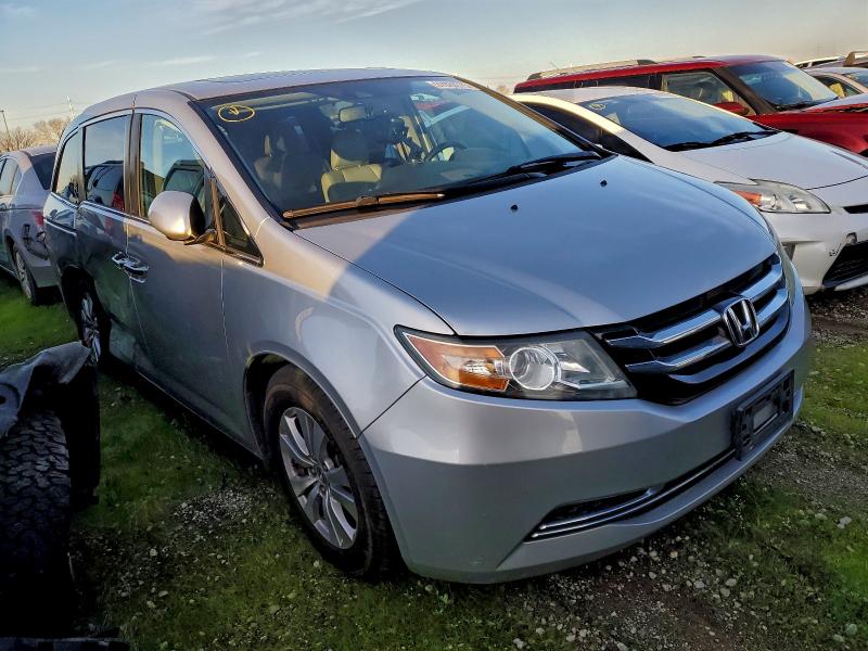 Photo 4 from auction – 2015 HONDA ODDESEY with VIN 5FNRL5H63FB089075