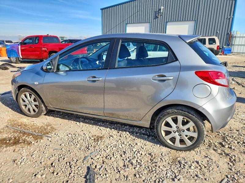Photo 2 from auction – 2013 MAZDA MAZDA2 with VIN JM1DE1LZ2D0162625