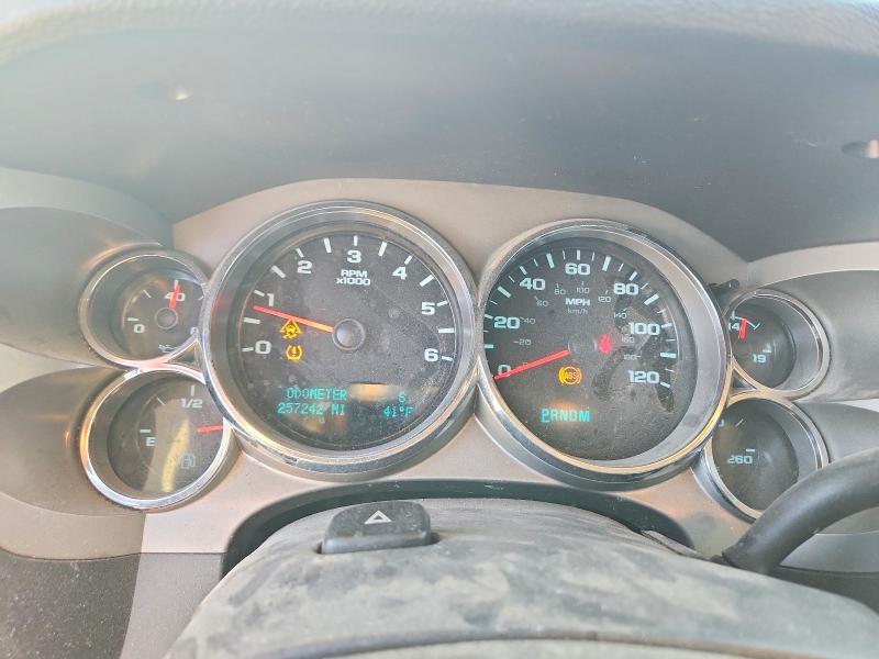 Photo 9 from auction – 2011 CHEVROLET SILVERADO with VIN 1GCRKSE33BZ183036