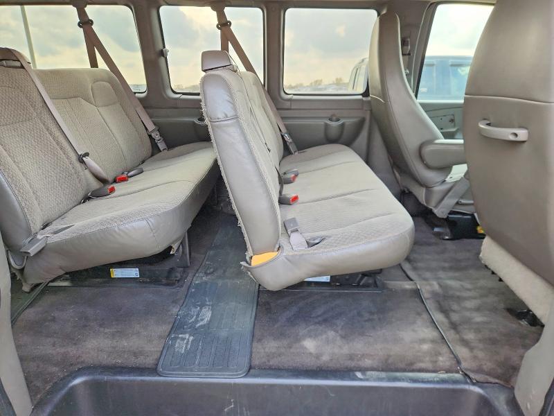 Photo 11 from auction – 2010 CHEVROLET EXPRESS G2 with VIN 1GAZGPDG3A1164205