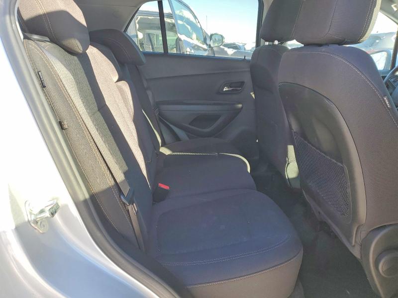 Photo 11 from auction – 2020 CHEVROLET TRAX with VIN 3GNCJKSB3LL111001