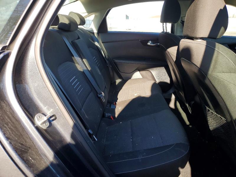 Photo 10 from auction – 2019 KIA FORTE with VIN 3KPF34AD5KE015050