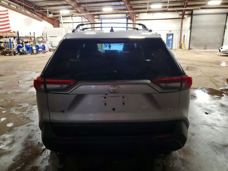 Photo 6 from auction – 2021 TOYOTA RAV4 with VIN 2T3H1RFV0MC124246