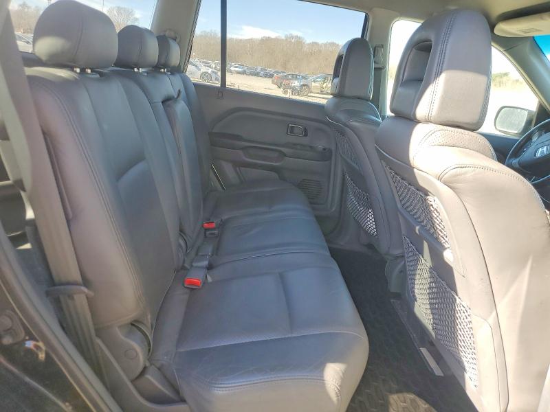 Photo 11 from auction – 2004 HONDA PILOT EXL with VIN 2HKYF18584H509964