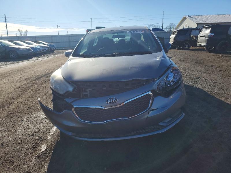 Photo 5 from auction – 2015 KIA FORTE EX with VIN KNAFX4A83F5372197