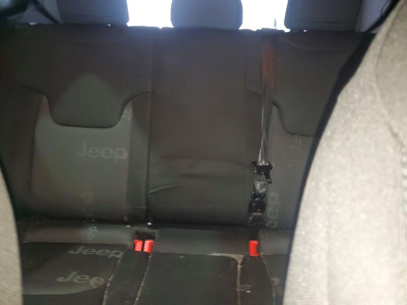Photo 10 from auction – 2016 JEEP RENEGADE L with VIN ZACCJBBT7GPD59136