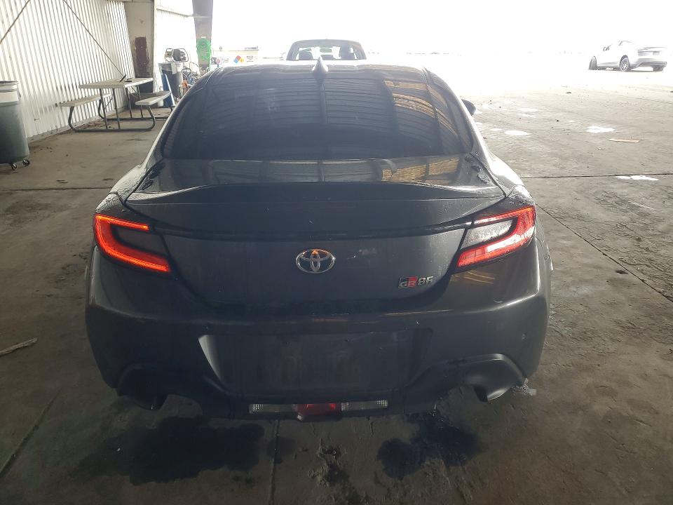 Photo 6 from auction – 2022 TOYOTA GR 86 with VIN JF1ZNBF19N8755067