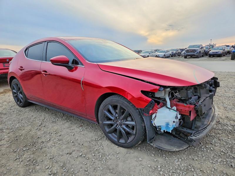 Photo 4 from auction – 2019 MAZDA 3 with VIN JM1BPANM1K1139041