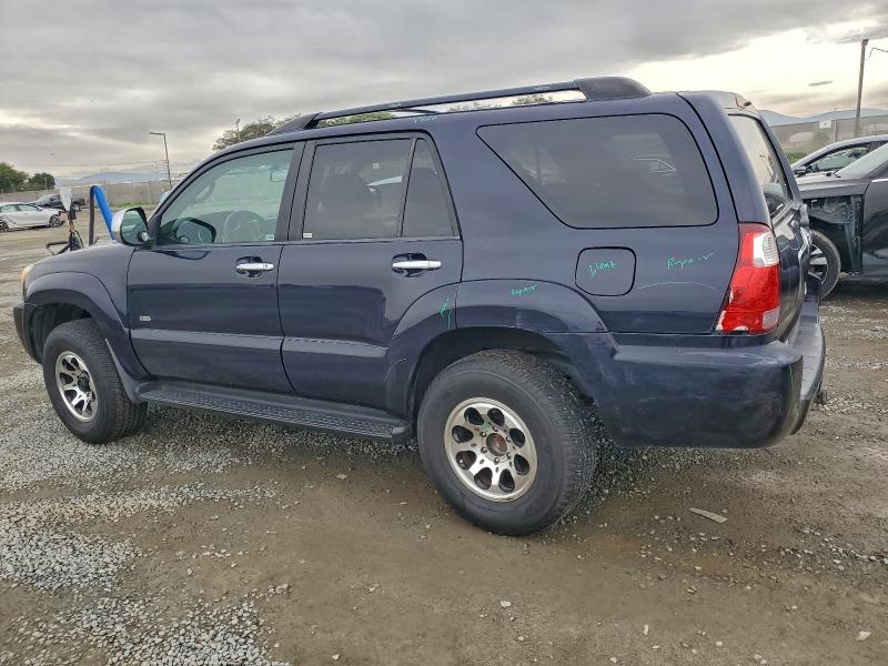 Photo 2 from auction – 2007 TOYOTA 4RUNNER SR with VIN JTEZU14R970086828