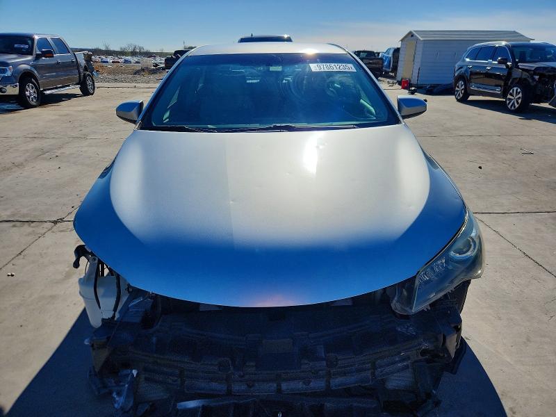 Photo 5 from auction – 2015 TOYOTA CAMRY LE with VIN 4T1BF1FK9FU030777