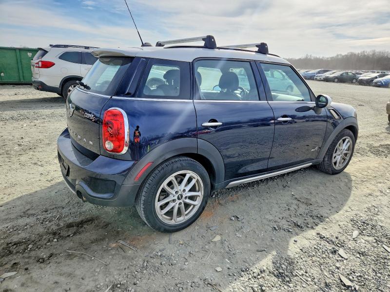 Photo 3 from auction – 2016 MINI COOPER with VIN WMWZC5C52GWU20916