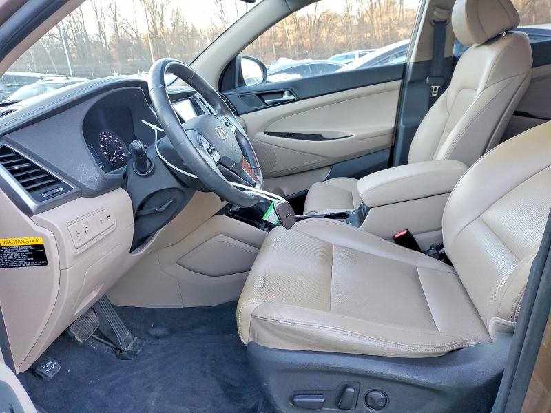 Photo 7 from auction – 2016 HYUNDAI TUCSON LIM with VIN KM8J3CA25GU051330