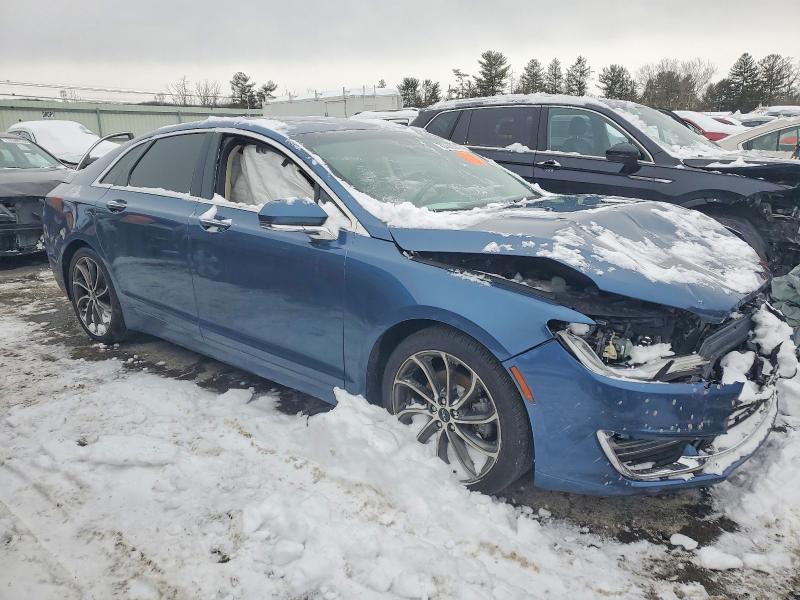 Photo 4 from auction – 2019 LINCOLN MKZ with VIN 3LN6L5LU3KR630736