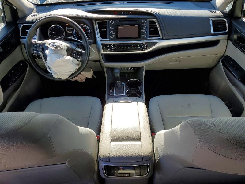 Photo 8 from auction – 2018 TOYOTA HIGHLANDER with VIN 5TDBZRFH3JS488861