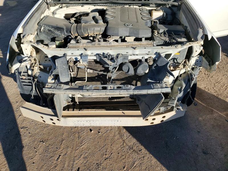 Photo 12 from auction – 2011 TOYOTA 4RUNNER SR with VIN JTEBU5JR0B5064144