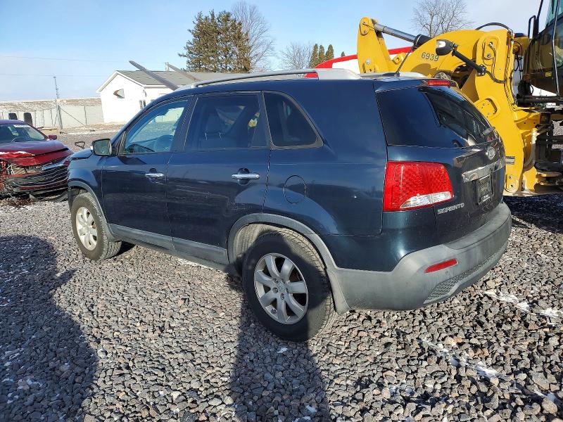 Photo 2 from auction – 2011 KIA SORENTO BA with VIN 5XYKT3A12BG120002