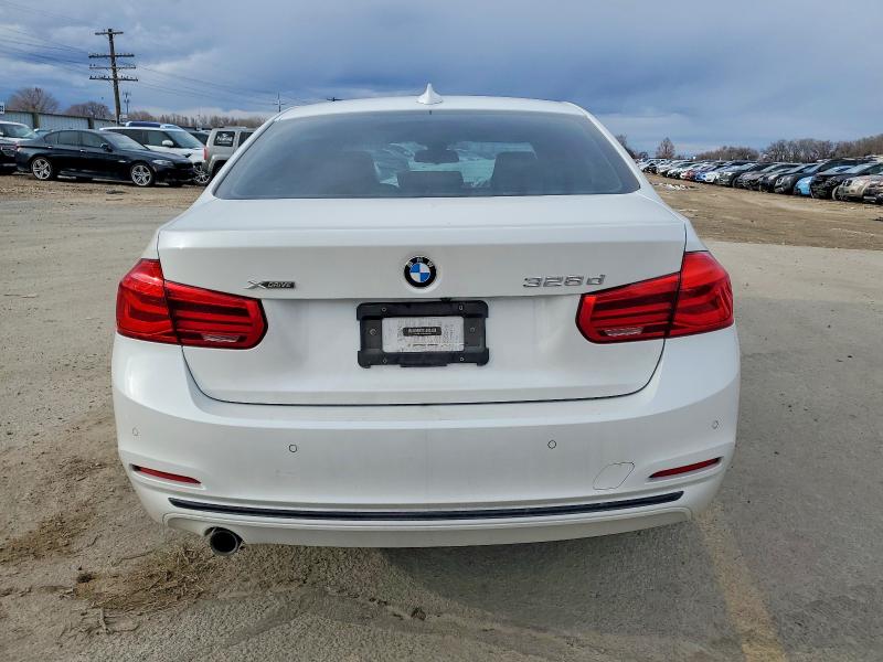 Photo 6 from auction – 2017 BMW 328 D XDRI with VIN WBA8F1C37HK825818
