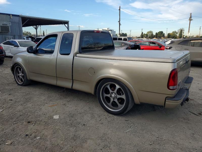 Photo 2 from auction – 2000 FORD F150 with VIN 1FTRX17L6YKA98346