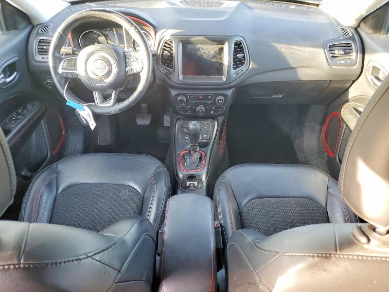 Photo 8 from auction – 2019 JEEP COMPASS with VIN 3C4NJDDB1KT775936