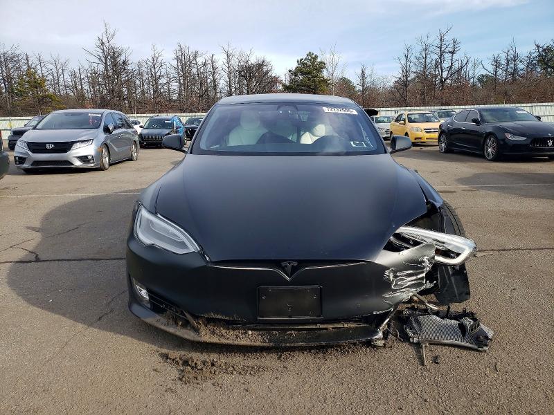 Photo 5 from auction – 2018 TESLA MODEL S with VIN 5YJSA1E24JF286587