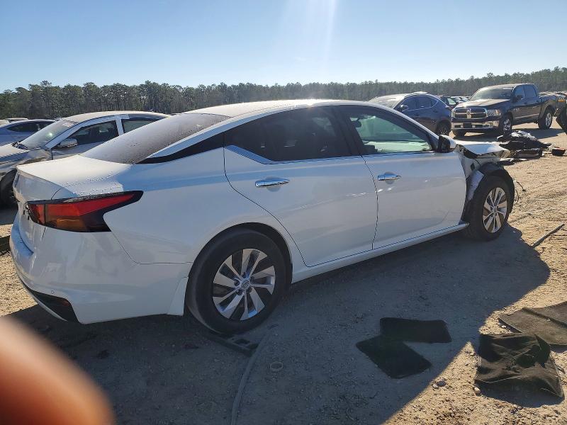 Photo 3 from auction – 2023 NISSAN ALTIMA S with VIN 1N4BL4BV2PN404615