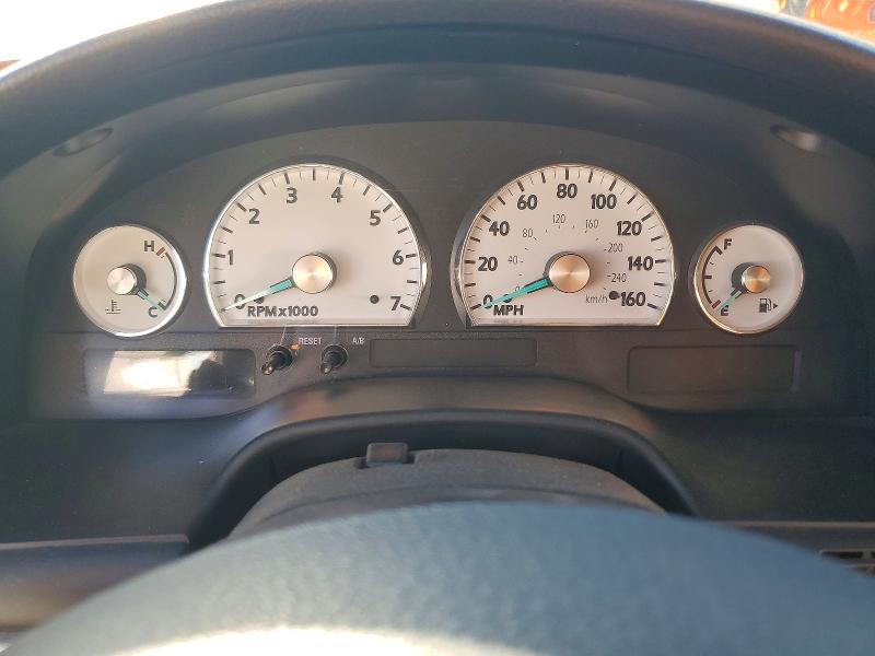 Photo 9 from auction – 2003 FORD THUNDERBIR with VIN 1FAHP60A83Y108579
