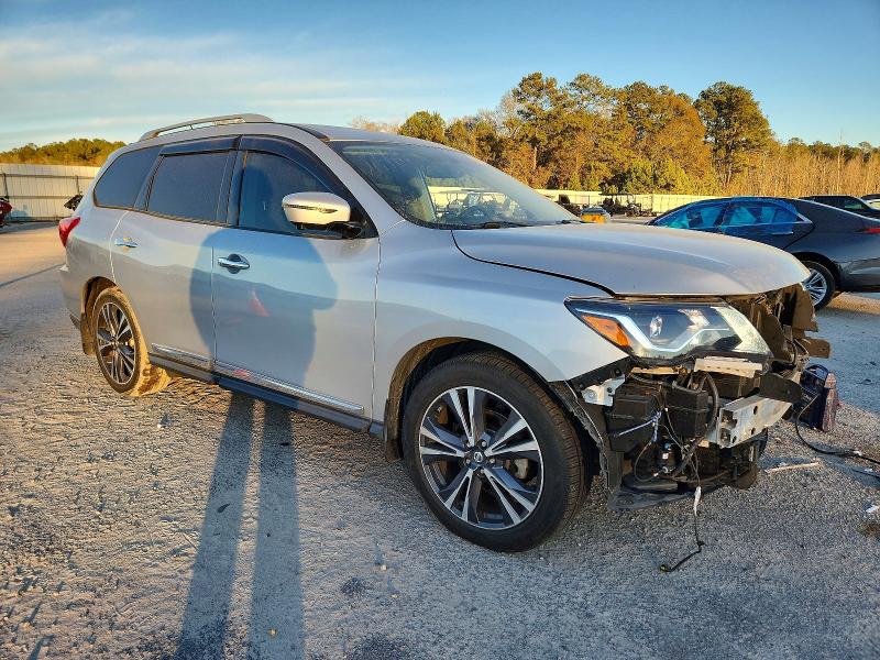 Photo 4 from auction – 2017 NISSAN PATHFINDER with VIN 5N1DR2MN9HC635913
