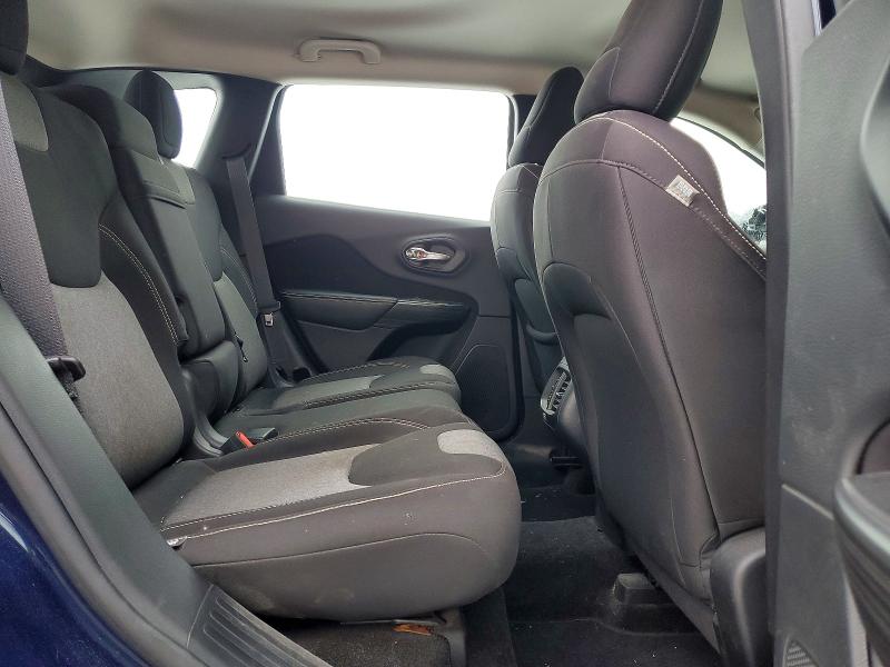 Photo 11 from auction – 2015 JEEP CHEROKEE S with VIN 1C4PJLAB1FW585299