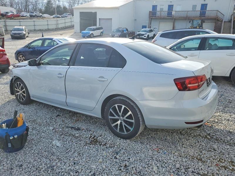 Photo 2 from auction – 2017 VOLKSWAGEN JETTA SE with VIN 3VWDB7AJ0HM412081