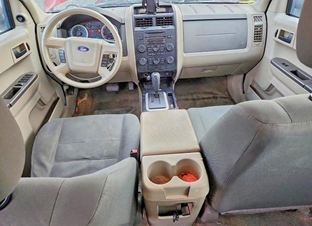 Photo 8 from auction – 2009 FORD ESCAPE XLS with VIN 1FMCU02739KB28516