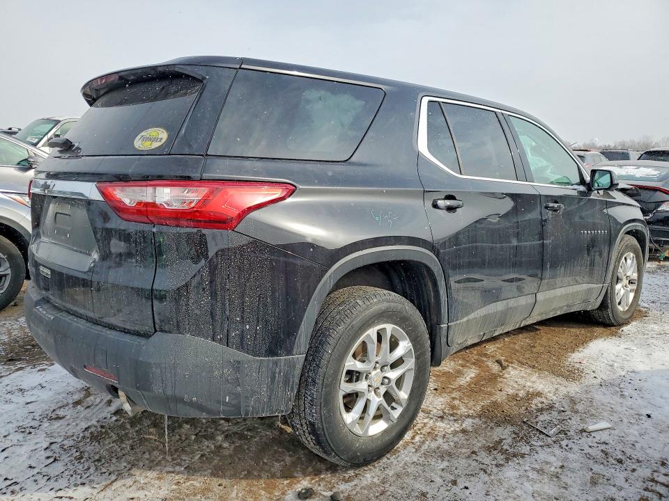 Photo 3 from auction – 2018 CHEVROLET TRAVERSE with VIN 1GNERFKW1JJ180849