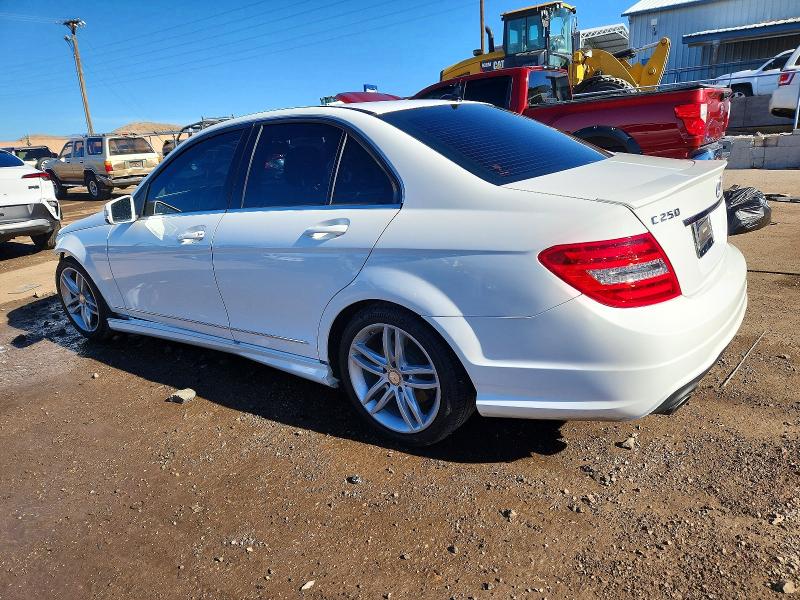 Photo 2 from auction – 2014 MERCEDES-BENZ C 250 with VIN WDDGF4HB3EA960480