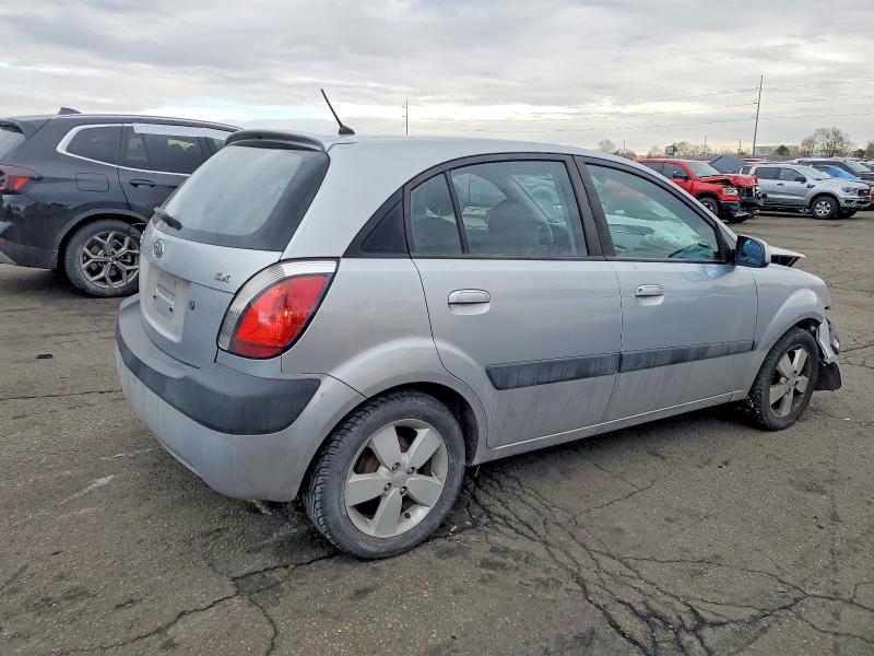 Photo 3 from auction – 2007 KIA RIO 5 SX with VIN KNADE163876197384