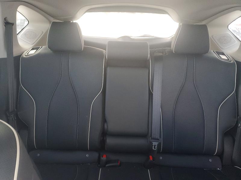 Photo 10 from auction – 2021 ACURA RDX with VIN 5J8TC2H72ML047859