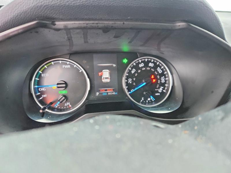 Photo 9 from auction – 2019 TOYOTA RAV4 LE with VIN 2T3MWRFV3KW031863