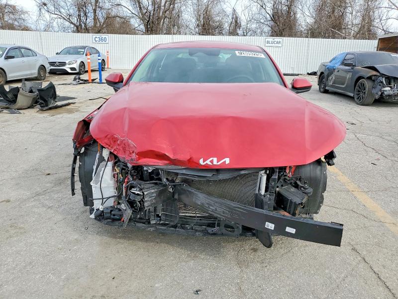 Photo 5 from auction – 2025 KIA K4 LX with VIN 3KPFT4DE0SE089173