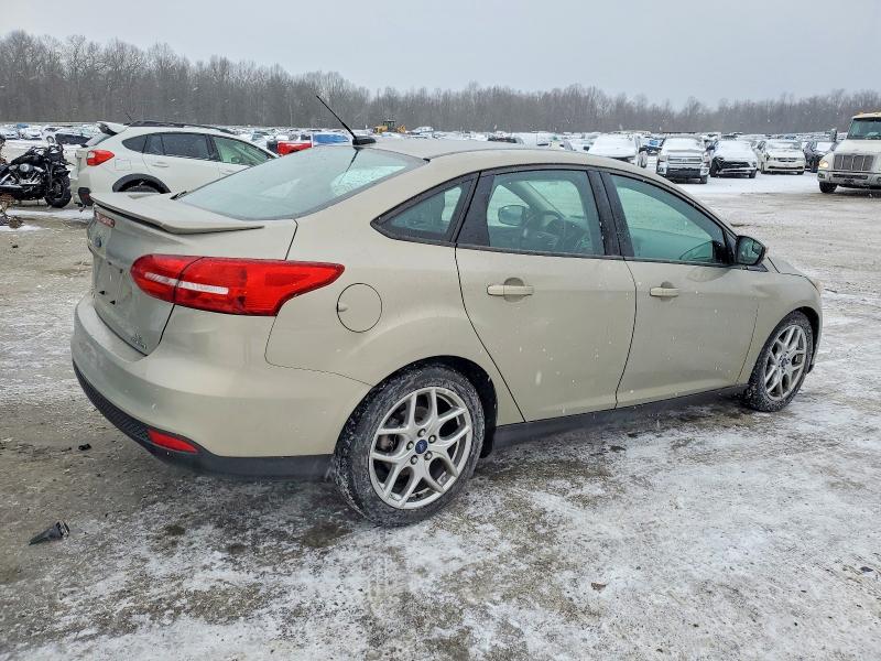 Photo 3 from auction – 2015 FORD FOCUS SE with VIN 1FADP3F2XFL230035