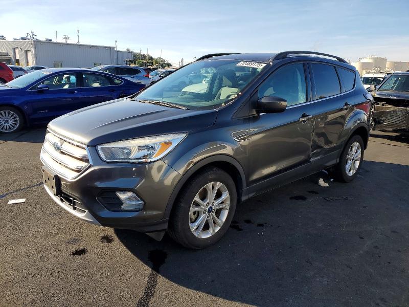 Photo 1 from auction – 2018 FORD ESCAPE SE with VIN 1FMCU9GD6JUA42614