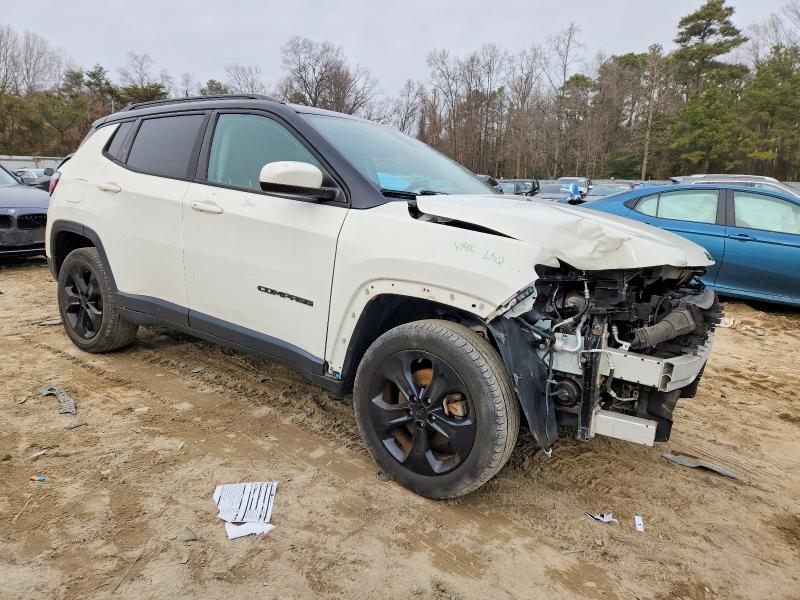 Photo 4 from auction – 2018 JEEP COMPASS with VIN 3C4NJDBB6JT325250