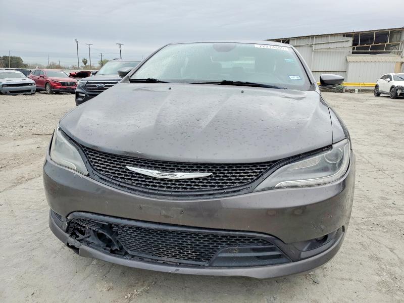 Photo 5 from auction – 2015 CHRYSLER 200 with VIN 1C3CCCBBXFN566218
