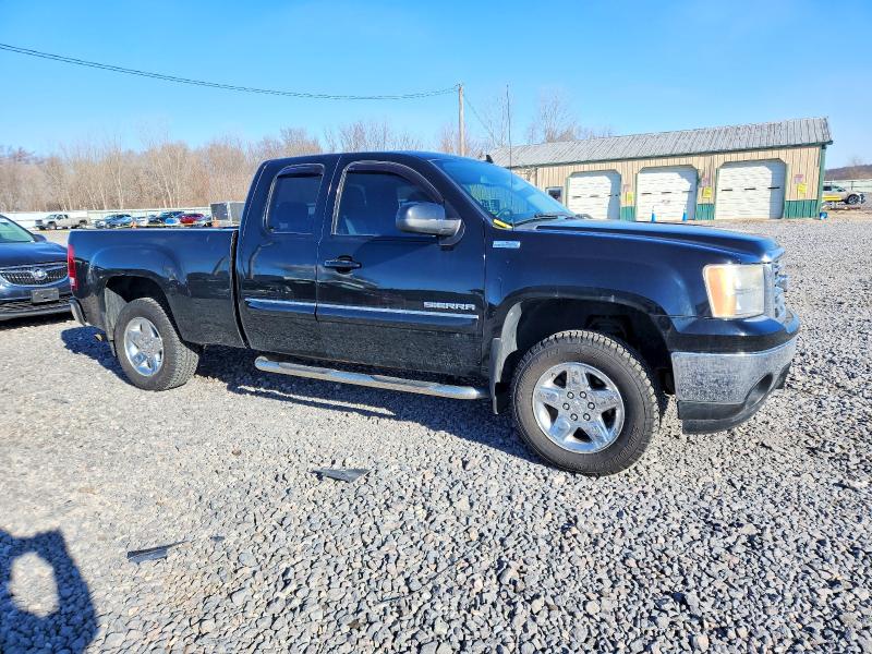 Photo 4 from auction – 2011 GMC SIERRA K15 with VIN 1GTR2WE33BZ336022
