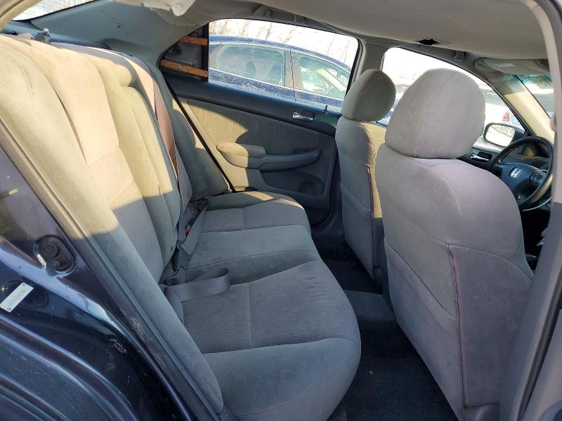 Photo 10 from auction – 2004 HONDA ACCORD with VIN 1HGCM56364A128017